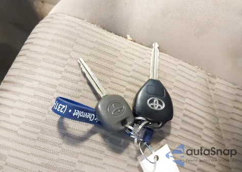 2010 Toyota Rav4 z USA, uszkodzony, nr VIN JTMBF4DV8A5017556